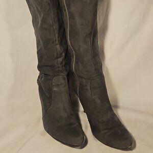 Grey Knee-High High Heel Boots – Size 7